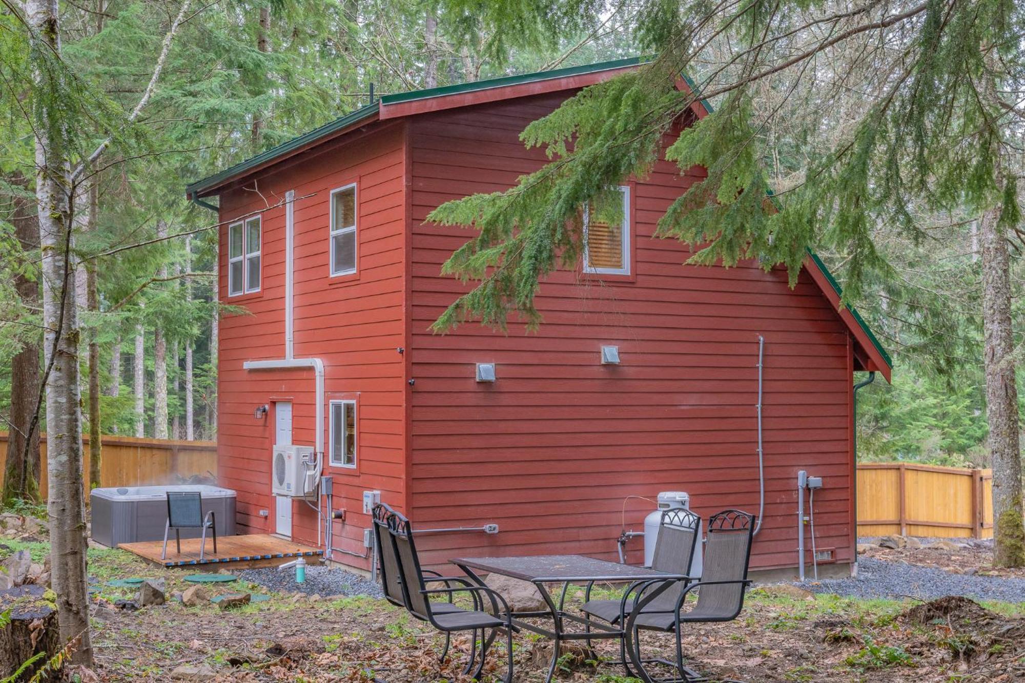Mt. Rainier Cabin W/Hot Tub Ashford Eksteriør bilde